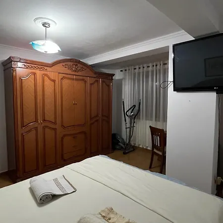 Cozy Appartment In City Centre Tirana