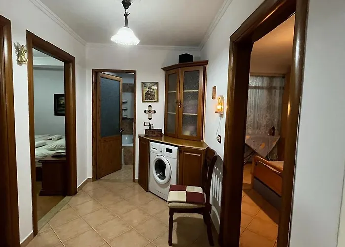 Cozy In Centre Apartament